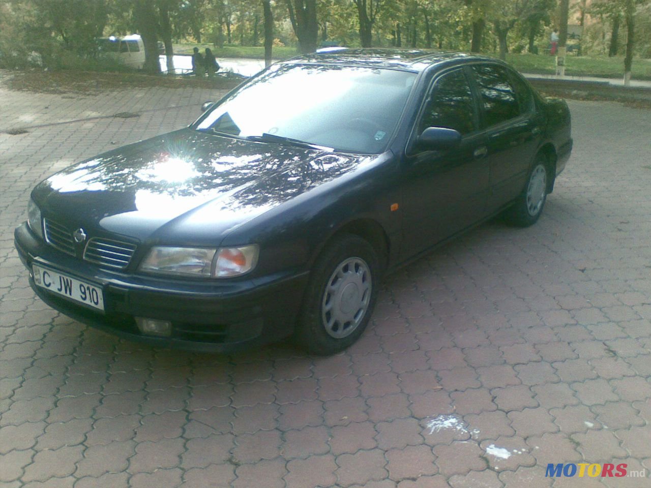 1995' Nissan Maxima photo #1