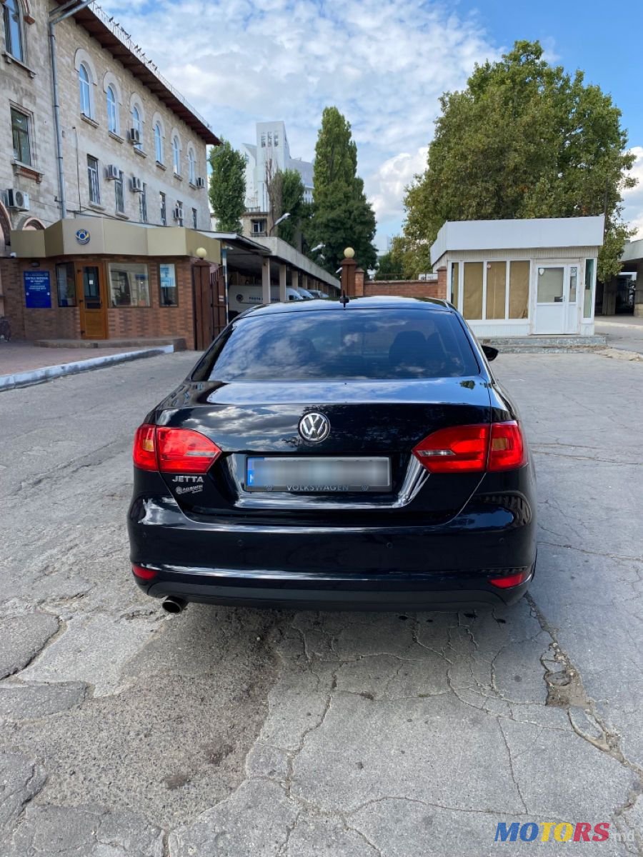 2011' Volkswagen Jetta photo #6