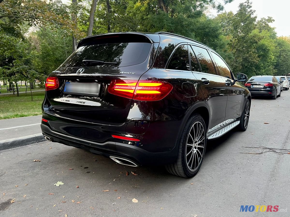 2017' Mercedes-Benz Glc Coupe photo #4