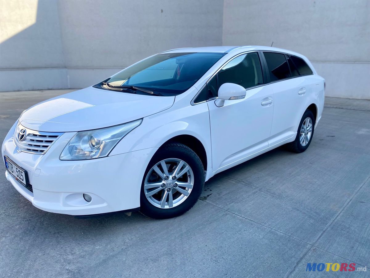 2010' Toyota Avensis photo #4