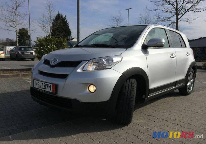 2009' Toyota Urban Cruiser photo #1