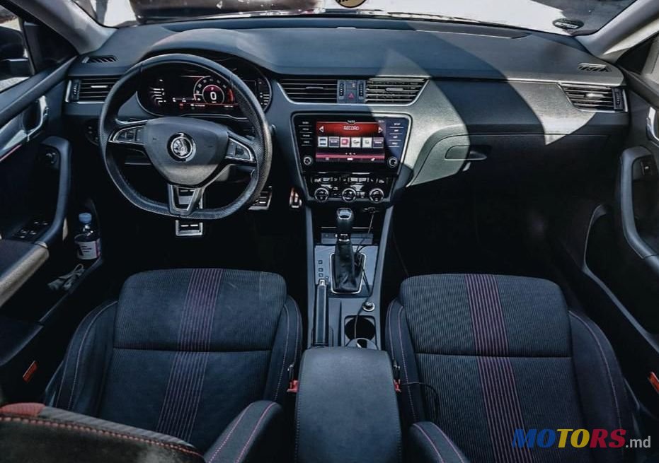 2019' Skoda Octavia photo #6