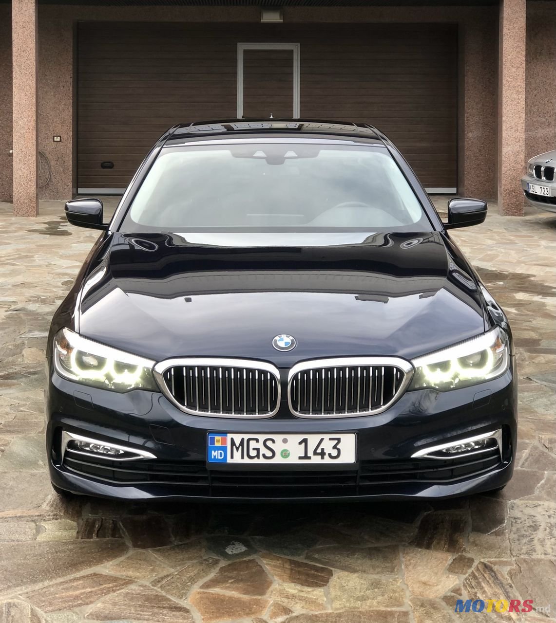 2017' BMW 5 Series photo #3