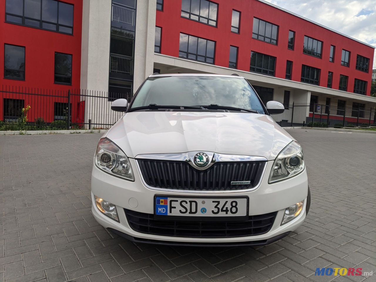 2012' Skoda Fabia photo #2