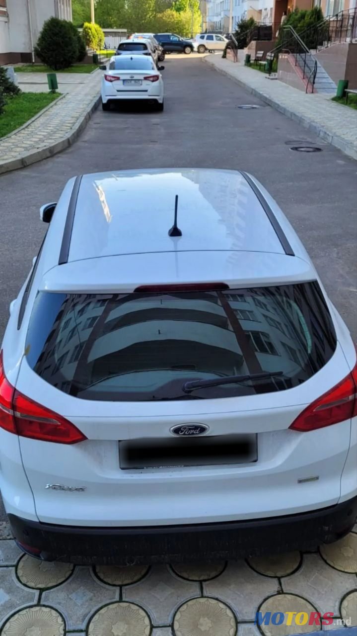 2017' Ford Focus photo #6