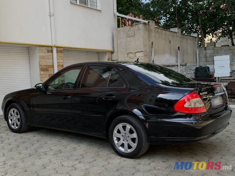 2007' Mercedes-Benz E-Class photo #5