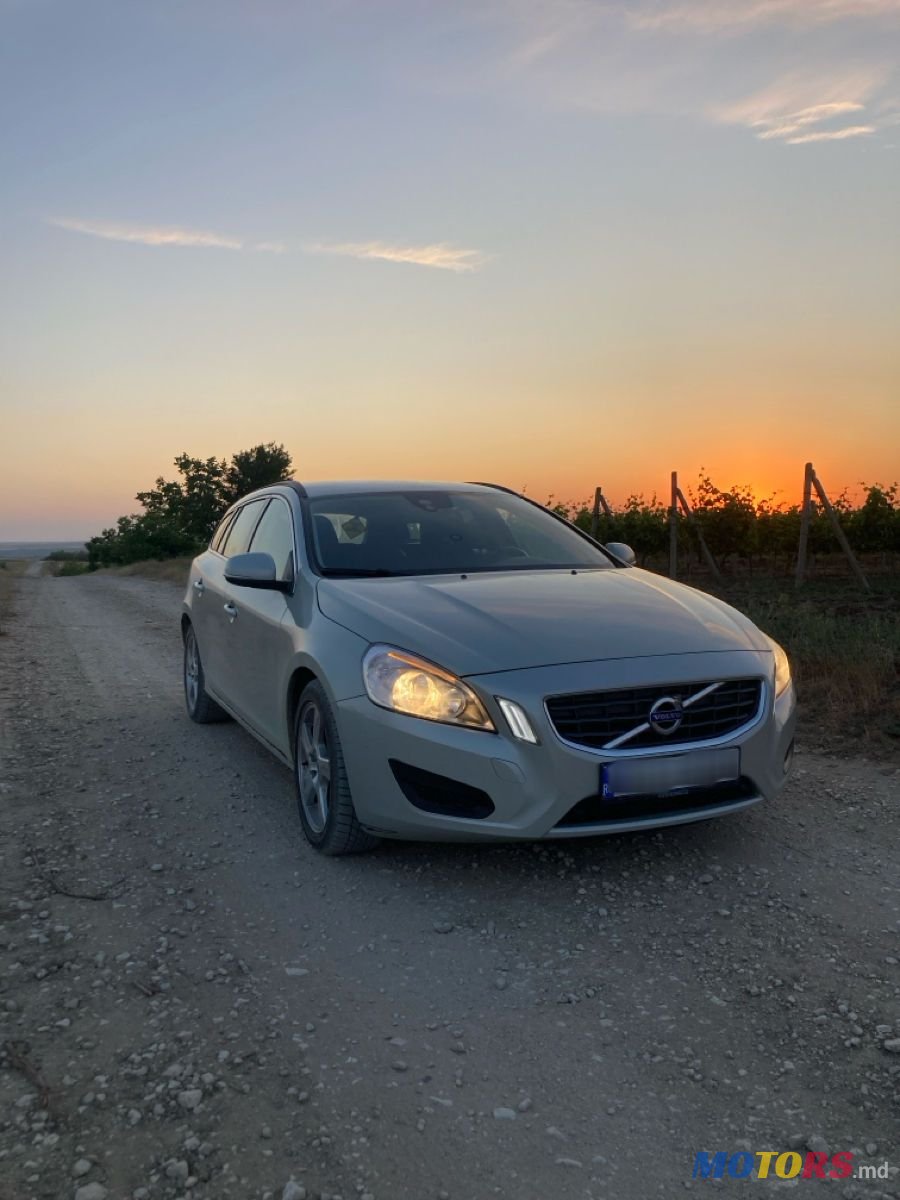 2011' Volvo V60 photo #3