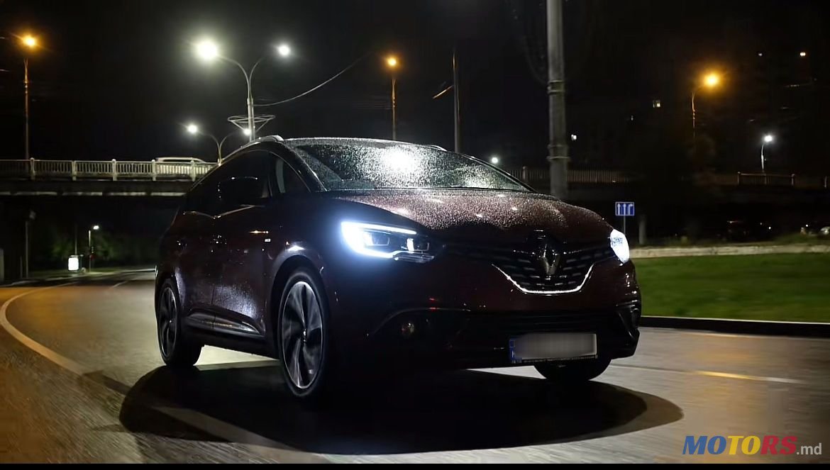 2017' Renault Grand Scenic photo #1