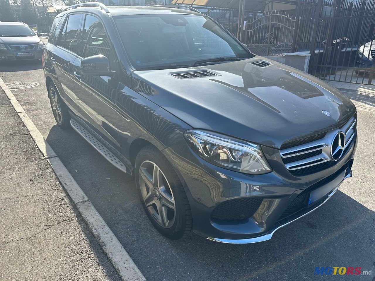 2016' Mercedes-Benz GLE photo #2