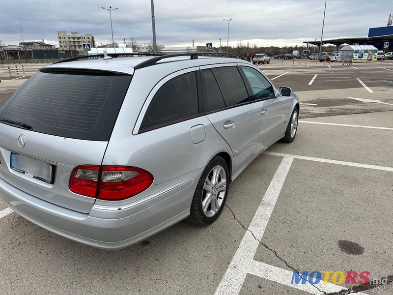 2007' Mercedes-Benz E-Class photo #4