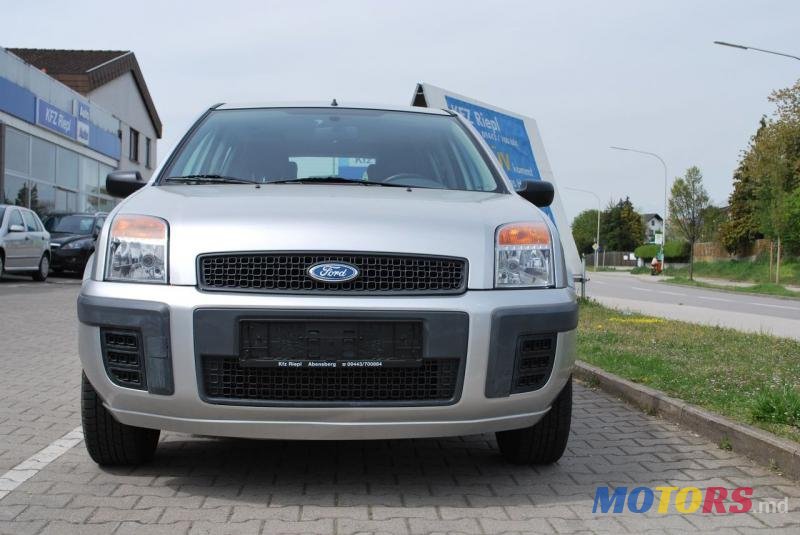 2007' Ford Fusion photo #2