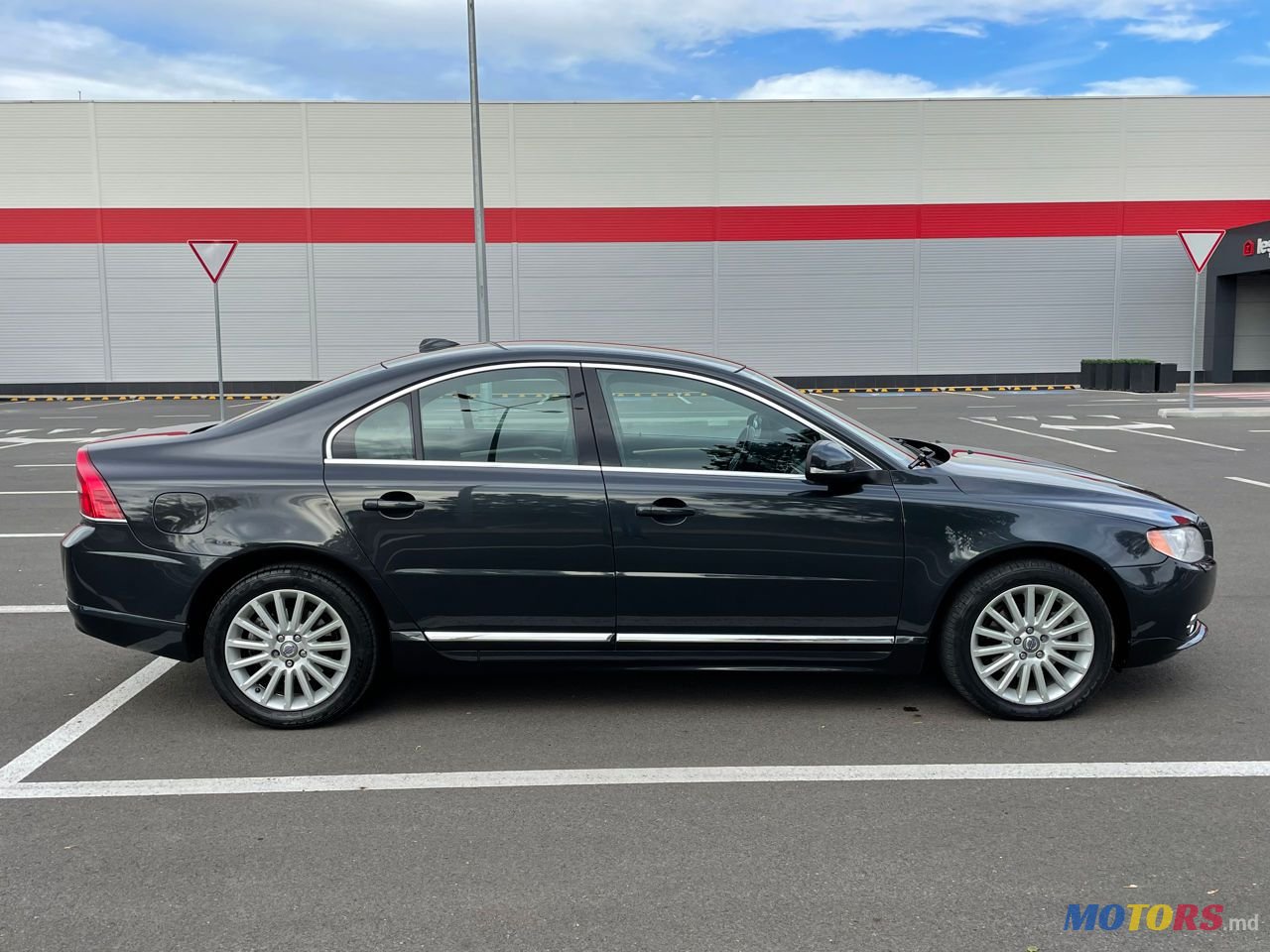 2012' Volvo S80 photo #5