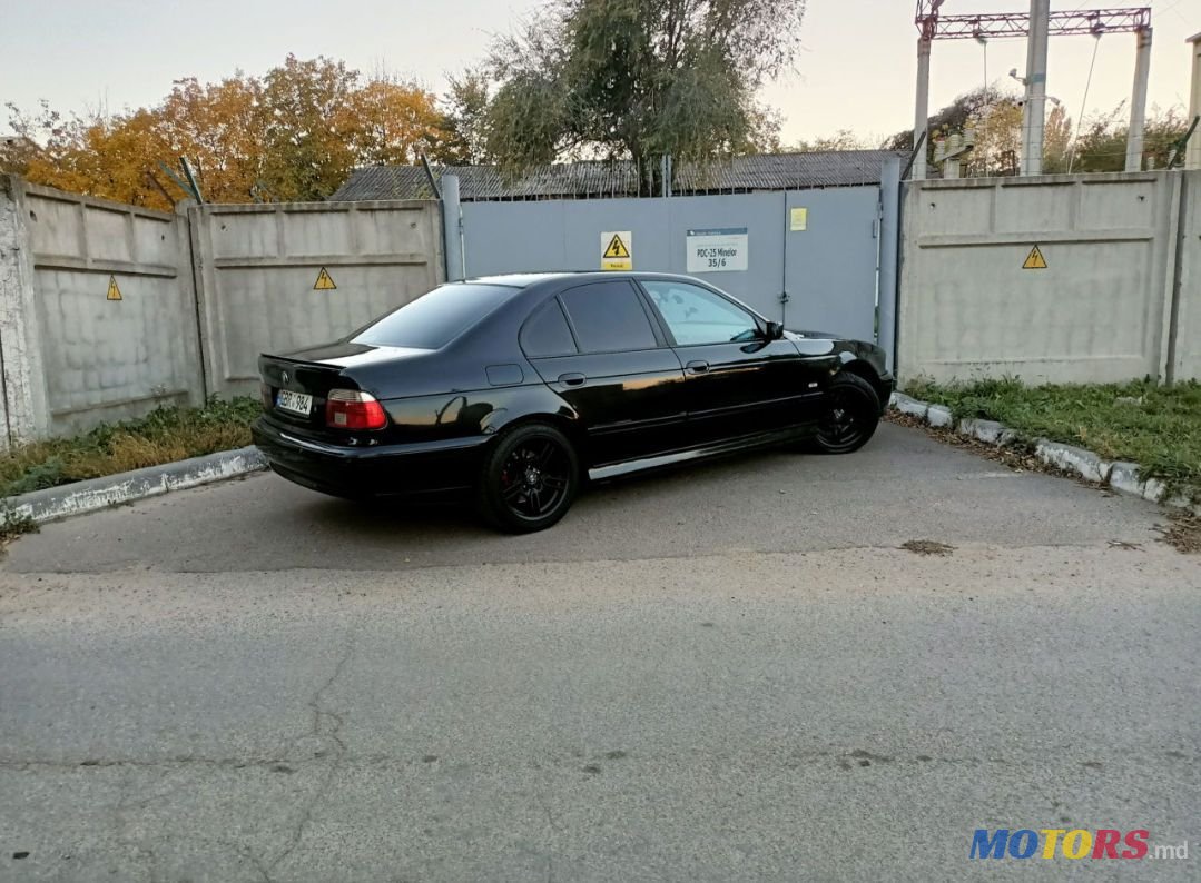 2001' BMW 5 Series photo #1