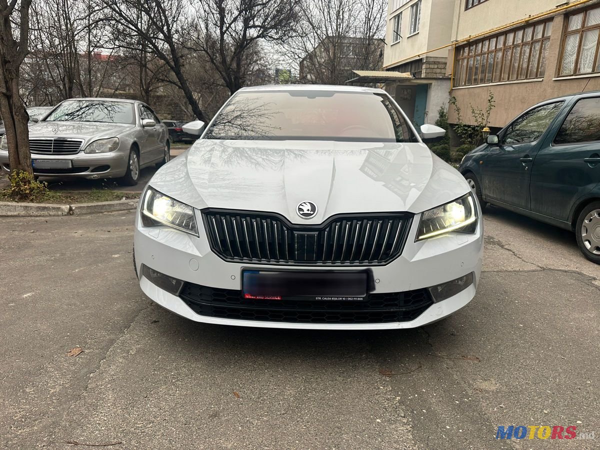 2018' Skoda Superb photo #2