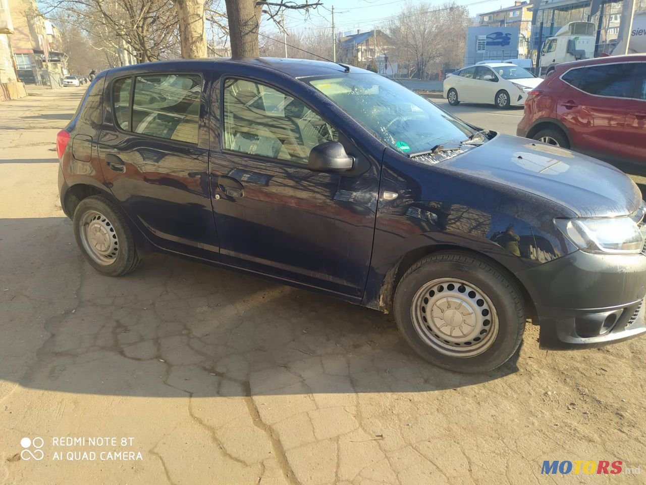 2014' Dacia Sandero photo #2