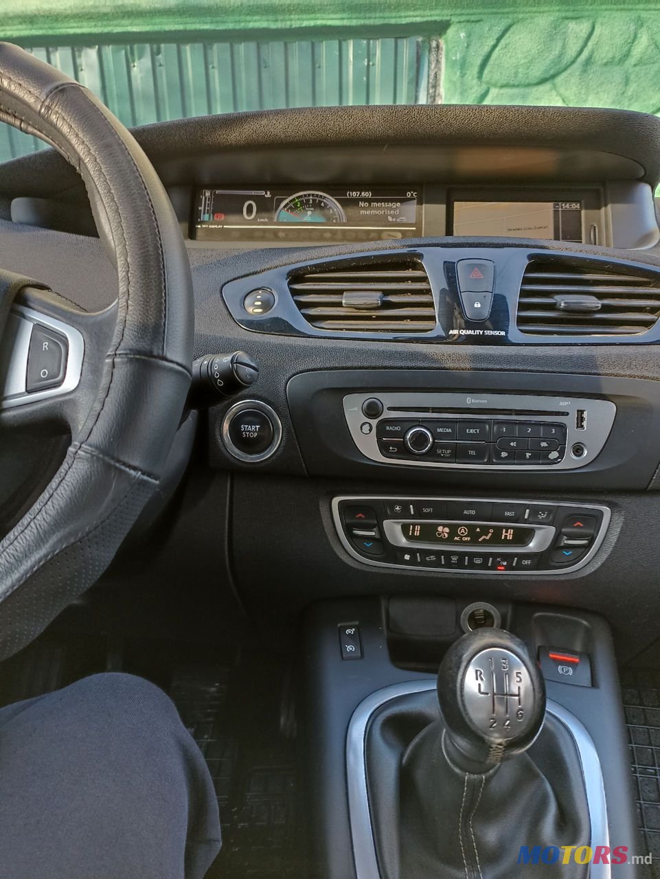 2012' Renault Grand Scenic photo #6