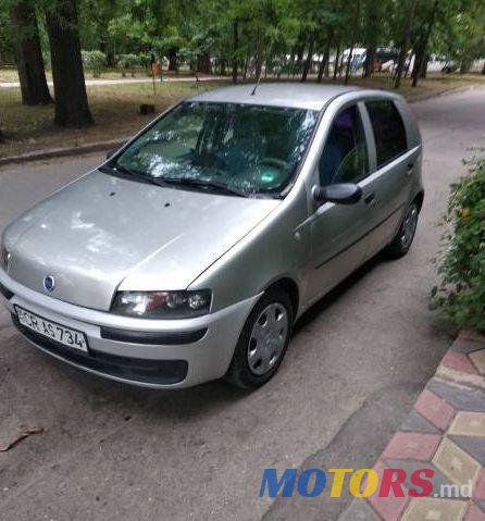 2002' Fiat Punto photo #1