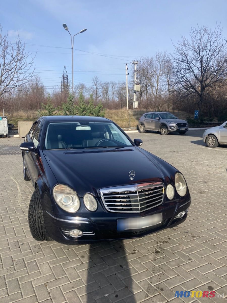 2007' Mercedes-Benz E Класс photo #4