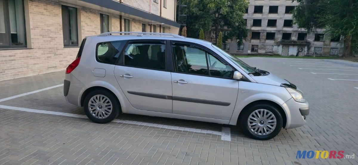 2007' Renault Grand Scenic photo #4