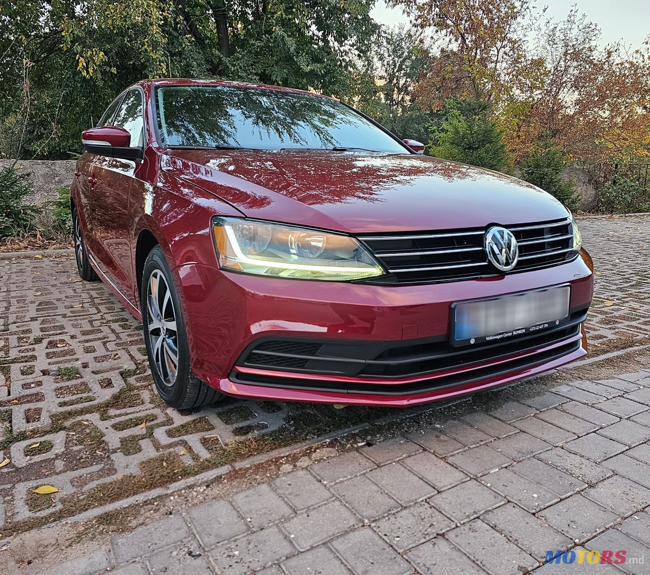 2017' Volkswagen Jetta photo #2