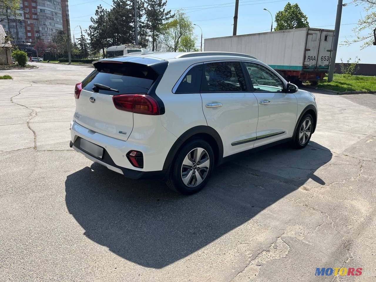 2020' Kia Niro photo #5