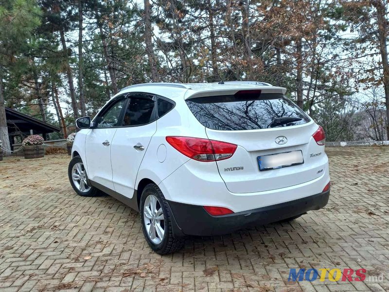 2013' Hyundai Tucson photo #2