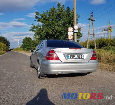 2004' Mercedes-Benz E photo #1