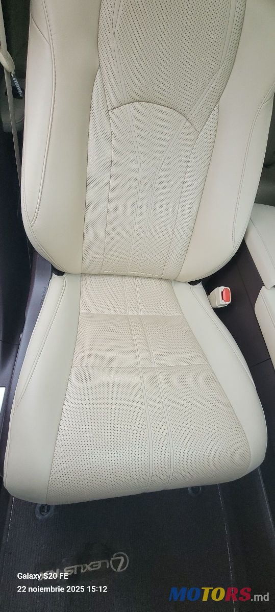 2016' Lexus Rx Series photo #5