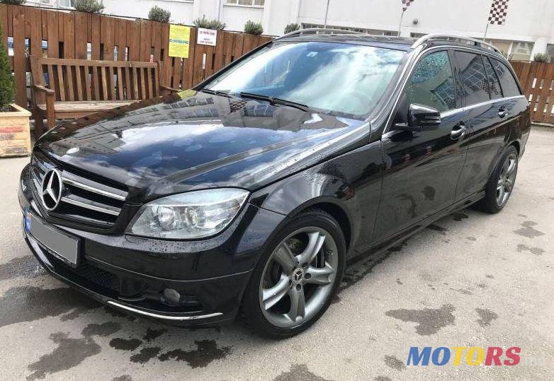 2010' Mercedes-Benz C photo #1