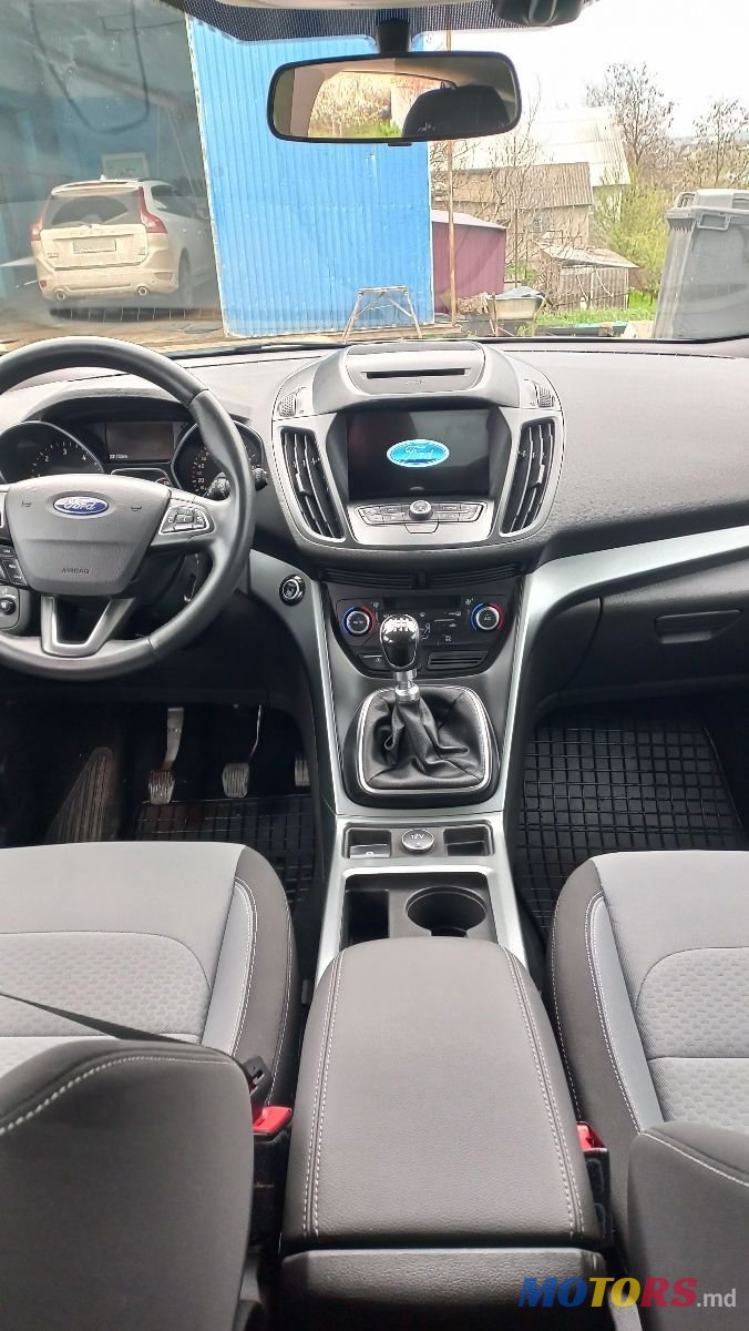 2017' Ford Kuga photo #3