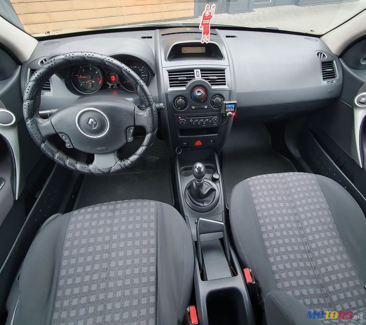 2006' Renault Megane photo #5