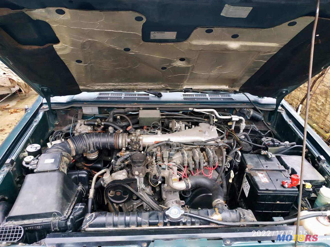 1998' Mitsubishi Pajero photo #3