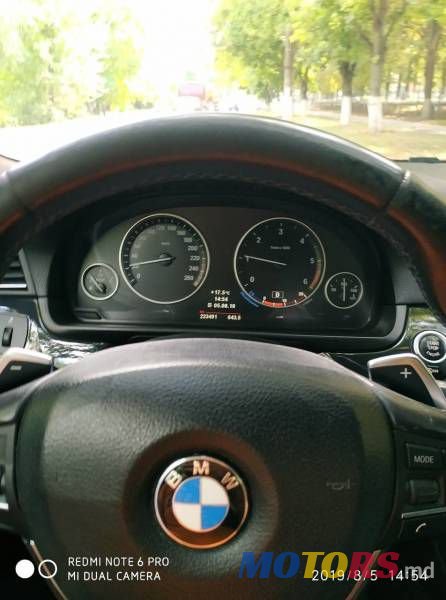 2011' BMW 5 photo #4