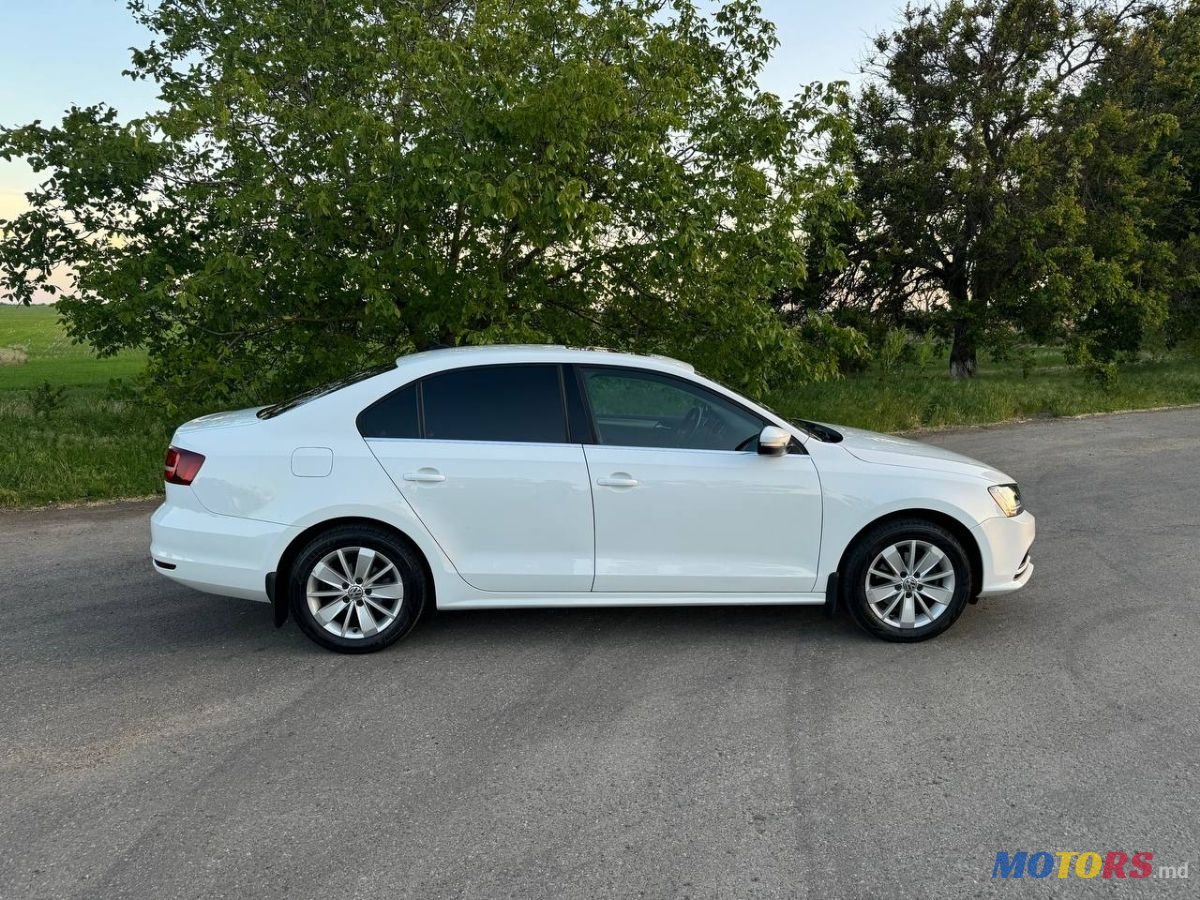 2016' Volkswagen Jetta photo #1