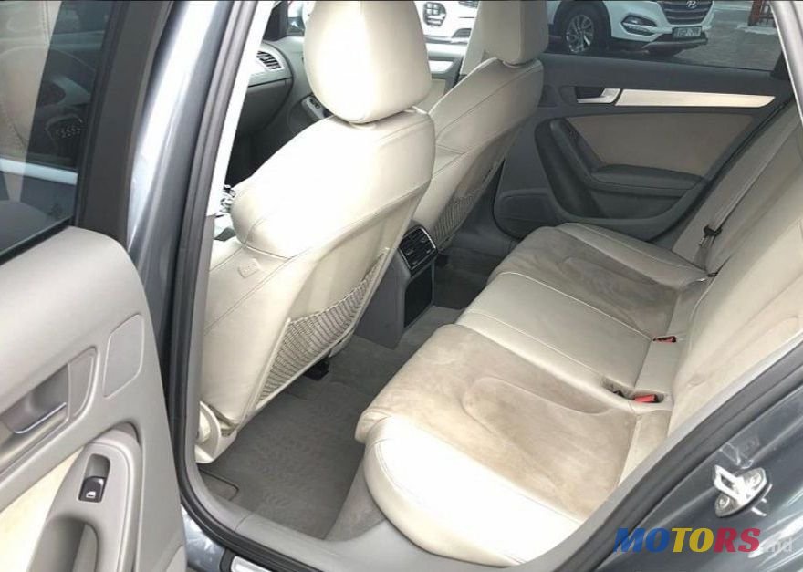 2012' Audi A4 photo #6