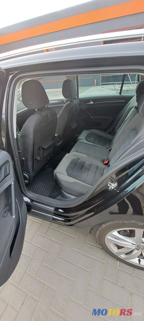 2013' Volkswagen Golf photo #4