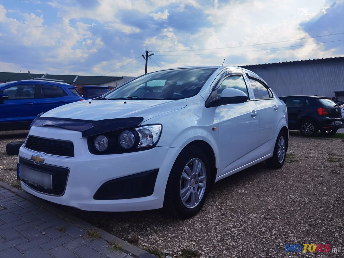2012' Chevrolet Aveo photo #1