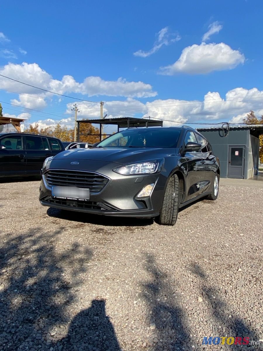 2020' Ford Focus photo #1
