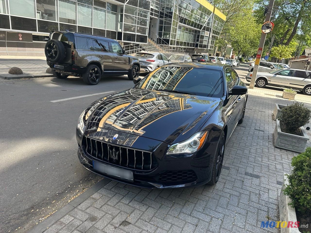 2017' Maserati Quattroporte photo #2