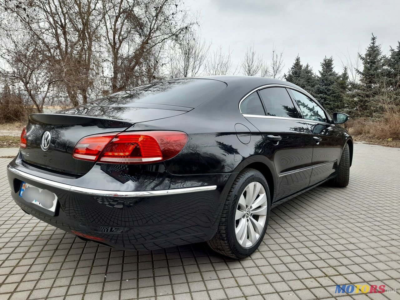 2013' Volkswagen Passat photo #6