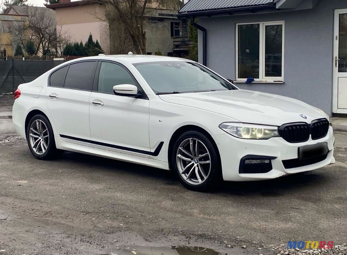 2017' BMW 5 Series photo #2
