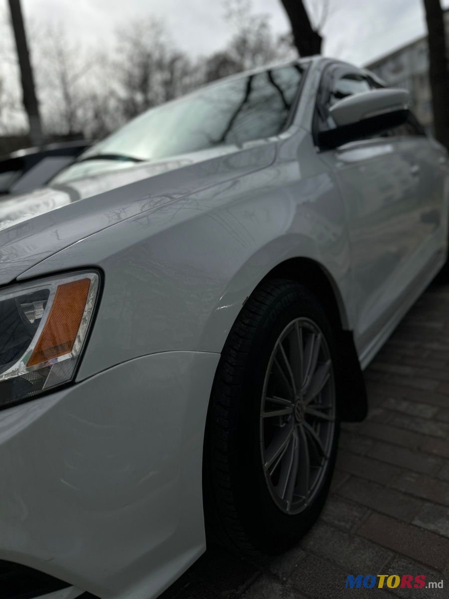 2015' Volkswagen Jetta photo #3