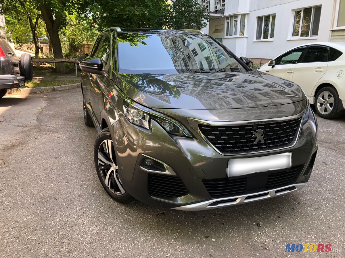 2020' Peugeot 5008 photo #1