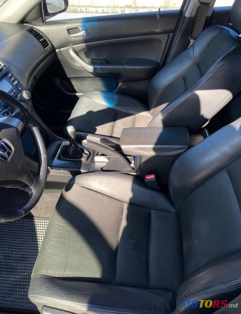 2004' Honda Accord photo #6