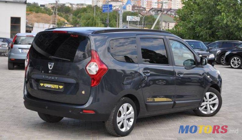 2012' Dacia Lodgy photo #1