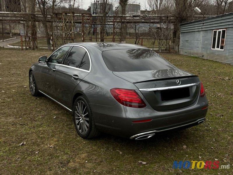 2016' Mercedes-Benz E Класс photo #5