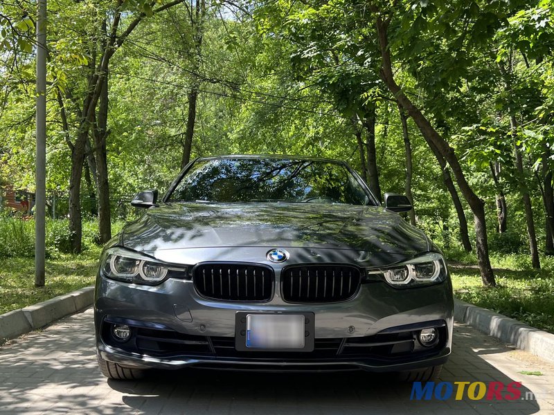 2017' BMW 3 Series photo #5