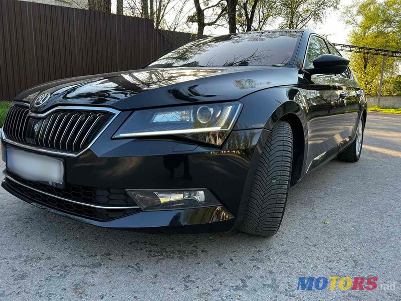 2017' Skoda Superb photo #4