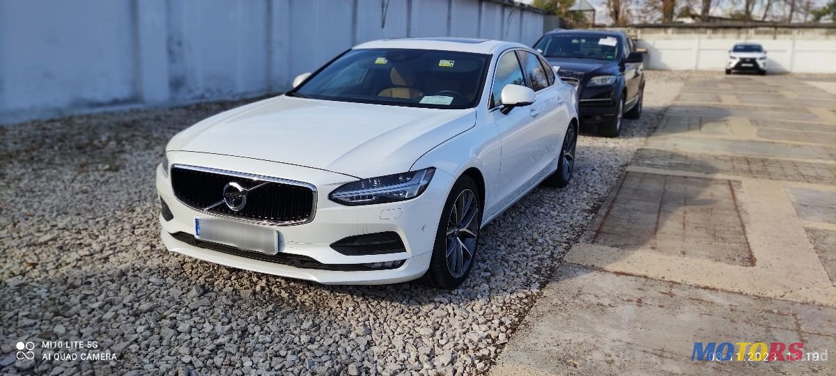 2016' Volvo S90 photo #2