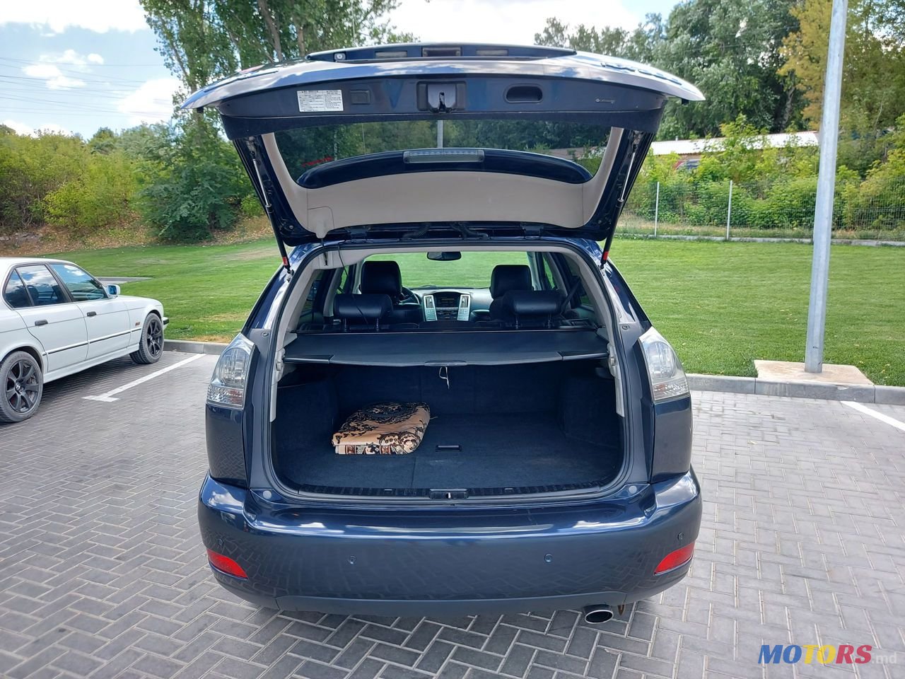 2005' Lexus Rx Series photo #2